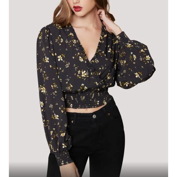 Lost + Wander Champagne Daisy Faux Wrap Top 3X - Picture 7 of 7